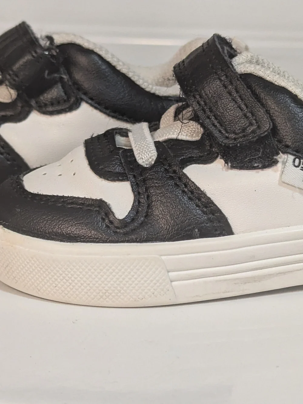 OshKosh B'gosh Black and White Velcro Kids Sneakers